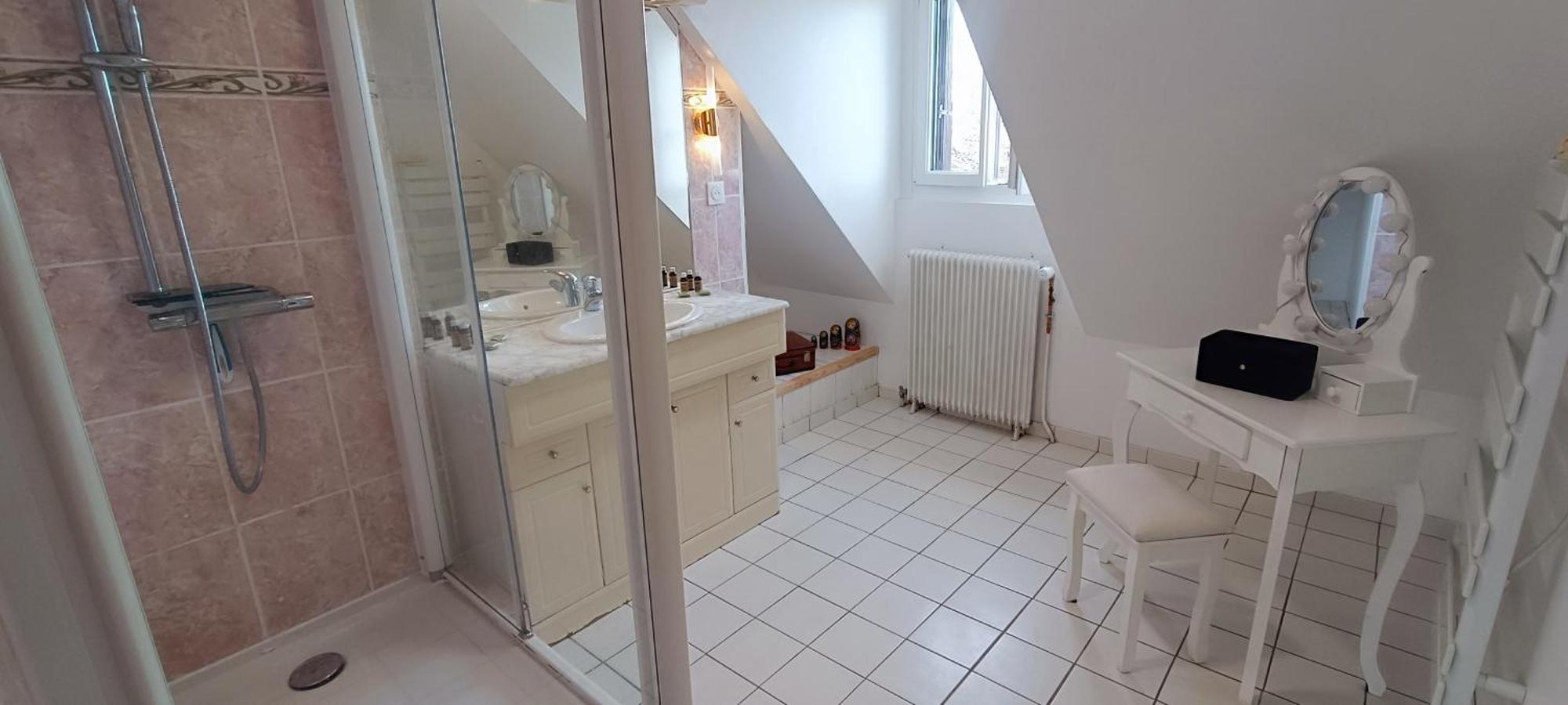 Holiday home Jolie Maison A 800m De La Hermanville-sur-Mer